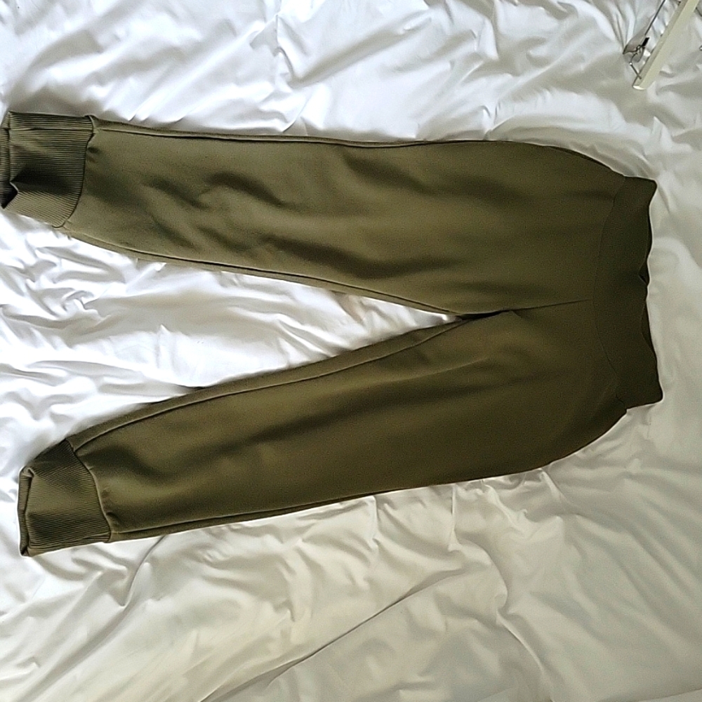 High waisted pants